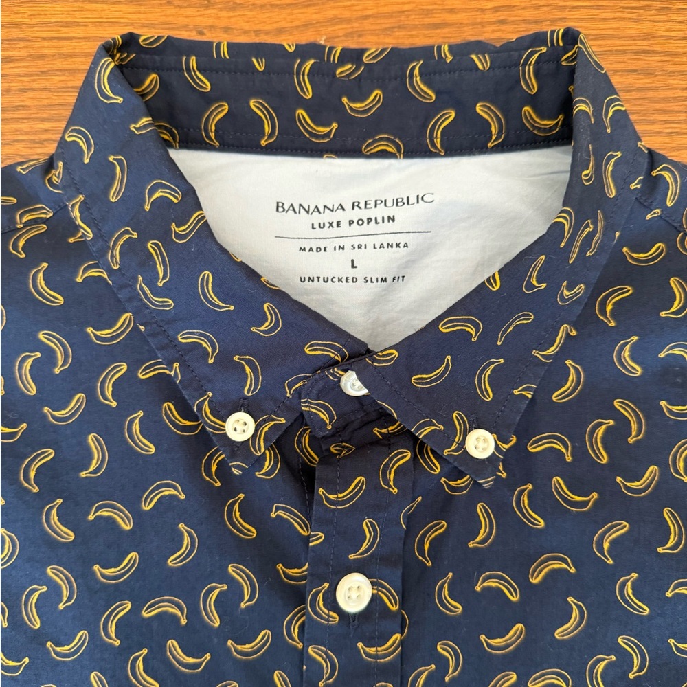 Banana Republic Mens Luxe Poplin Untucked Slim Fit Button Down Shirt Navy Blue L